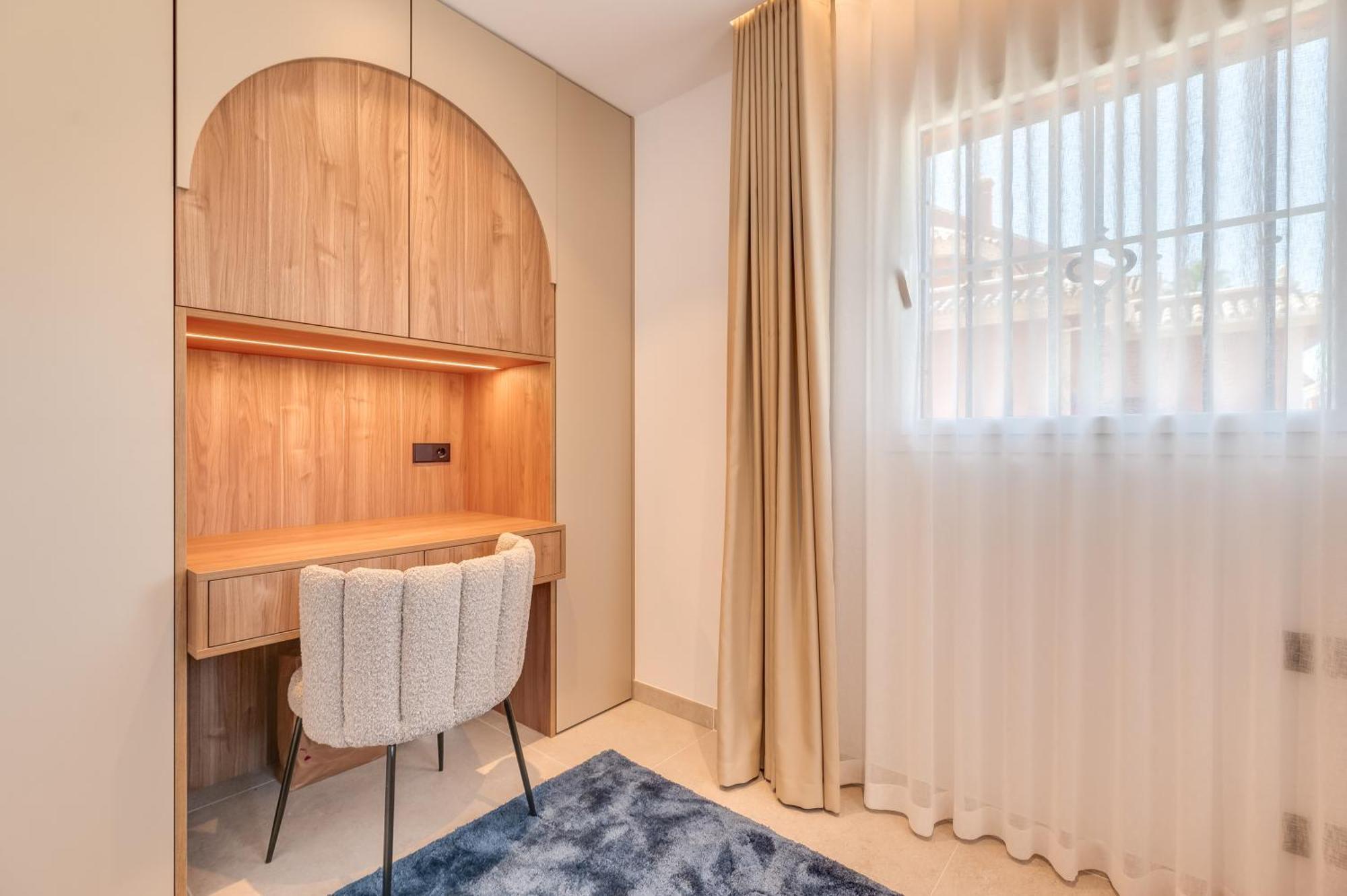 Appartement Luxury 3 Bdrm With Private Pool And Stunning Sea Views